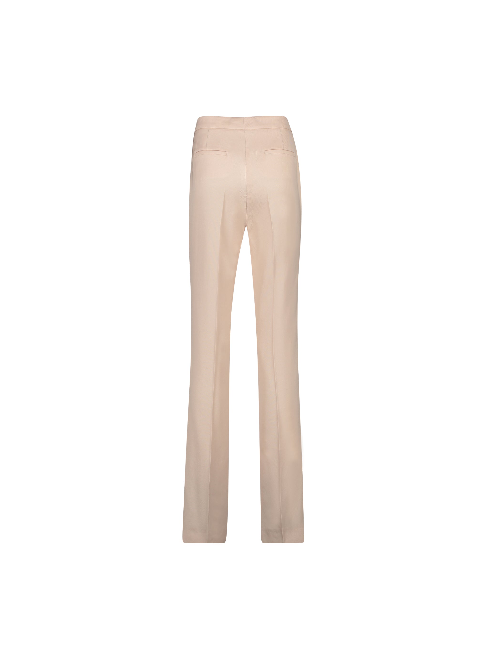 Thlesia Pant